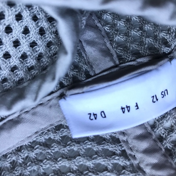 ➕ AKRIS PUNTO Asymmetrical Gray Light Zip Jacket - Picture 14 of 14